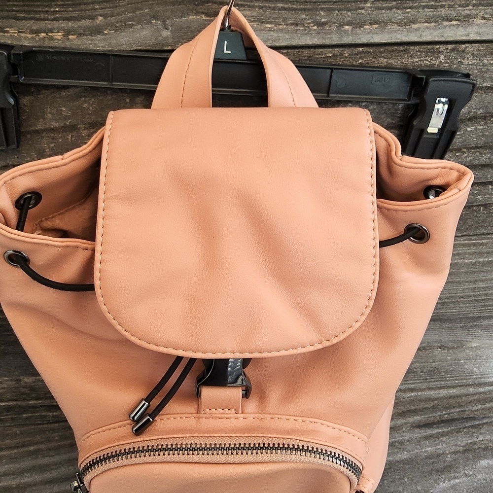 RACHEL Rachel Roy Peach Backpack with Buckle & Chain And Pockets Galore! - Picture 3 of 16